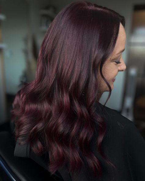 "Cranberry plum just in time for the Holidays! This color combo is to die for…I used 6.4 and 4.76 from @keunehaircosmetics " Repost from 📷 @k.vines_hair Shop Keune Color 🔗 LINK.IN.BIO And remember - UNLOCK 30% off your next purchase... when you sign up to receive text alerts from Stylist 🤍⁠ ⁠ Text 📱 STYLIST to +1 (833) 979-3770 to receive your code!⁠ Cranberry Hair Color, Hair Shop, Hair Stylists, Top Beauty Products, Beauty Brands, Color Combo, Just In Time, Beauty Brand, Color Combos