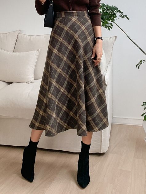 Free Returns ✓ Free Shipping On Orders $49+ ✓. DAZY High Waist Plaid Wool-Mix Skirt- Women Skirts at SHEIN. Plaid Blouse Outfit, Checkered Skirt Outfit, Checked Skirt Outfit, Wool Skirt Outfit, High Waisted Plaid Skirt, High Waisted Skirt Outfit, Flannel Skirt, Plaid Wool Skirt, Winter Skirt Outfit