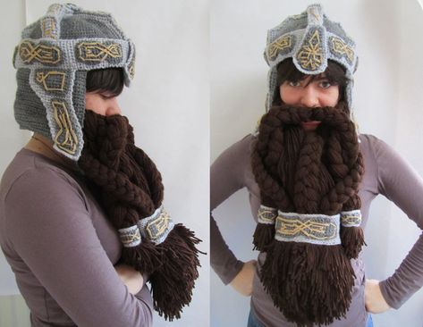 The Helm of Gimli, a perfect crochet hack from Middle Earth Crochet Beard, Glitter Beards, Beard Hat, Viking Hat, Crochet Hack, Bonnet Crochet, Think Geek, Hat Ideas, Sweater Design