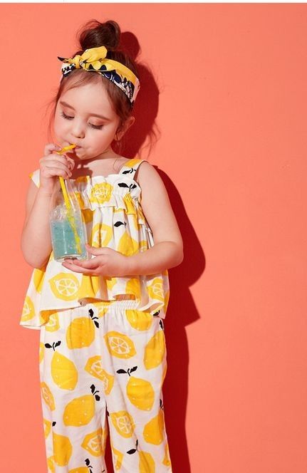 Kidswear Trends, Kids Party Wear Dresses, Kids Wear Girls, Vintage Kids Clothes, Kids Frocks Design, Kids Dress Wear, Kids Nightwear, Style Guru