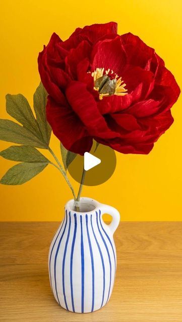 DIY Paper Flowers & Crafts on Instagram: "Crepe paper peony in bright colours . Amazing ❤️
What colour is better for peonies?" Crepe Peonies, Crepe Paper Dahlia, Peony Tissue Paper Flower, Crepe Paper Orchid, Crepe Peony, Crepe Paper Peony, Paper Peony, Diy Paper Flowers, Paper Peonies