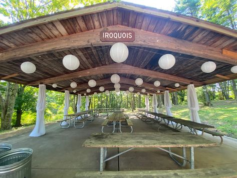 Grad Party Ideas At A Park, Shelter House Wedding Reception, Public Park Wedding Reception, Pavillion Decorations Park, Picnic Shelter Decoration, Park Gazebo Decorating Ideas, Pavillion Party Decorations Park, Park Shelter Decorations, Park Shelter Wedding