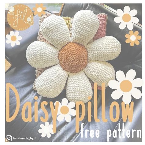 Crochet Daisy Cushion, Free Flower Pillow Crochet Pattern, Daisy Pillow Crochet Pattern Free, Free Crochet Flower Pillow Patterns, Spring Crochet Pillow, Crochet Flower Cushion Pattern Free, Crochet Pillow Flower, Fun Crochet Pillows, Crochet Rainbow Pillow Free Pattern