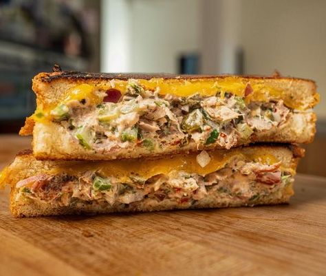 Ultimate Smoked Tuna Melt - Traeger Grills Ultimate Tuna Melt, Pork Wings, Vegetable Cocktails, Sandwich Melts, Smoked Tuna, Tuna Melt Sandwich, Tuna Tacos, Brisket Chili, Tuna Melt