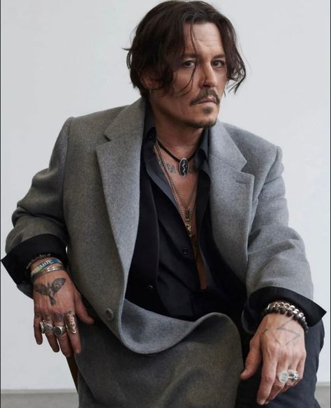 Johnny Depp Recent Photos, Johnny Depp Wife, Johnny Depp News, Johnny Depp Hairstyle, Dior Photoshoot, Johnny Be Good, Dior 2024, Johnny Depp Wallpaper, Johnny Depp Images