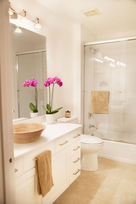 Beige and white bathroom. Stone vessel sink with white cabinetry and brushed nickel handle pulls. White Bathroom Vanity With Beige Tile Floor, Beige White And Silver Bathroom, Beige Floor Bathroom, Bathroom Fails, Cream And White Bathroom, Bathroom Beige Floor, Beige Bathroom Paint, White Beige Bathroom, Small Beige Bathroom Ideas