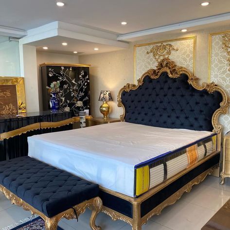 Chinioti Furniture Bed Set, Pakistani Bed Design, Bed Design Modern Luxury 2024, Chinioti Furniture, Tyre Chair, Bedroom Color Ideas, Beautiful Bedroom Furniture, Bedroom Set Designs, Tire Furniture