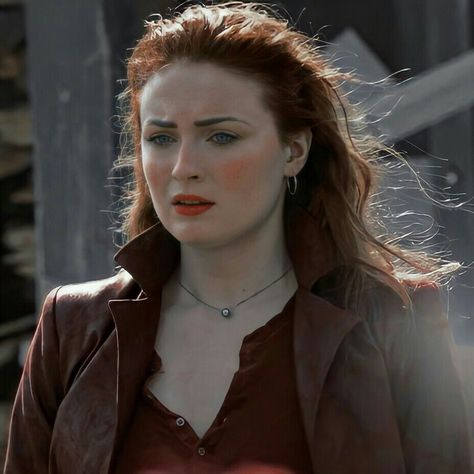 Sophie Turner Jean Grey, Jean Grey Icon, Dark Phoenix Jean Grey, Phoenix Jean Grey, Sophie Turner Photoshoot, Grey Icons, Avengers Shield, Jean Grey Phoenix, Phil Coulson