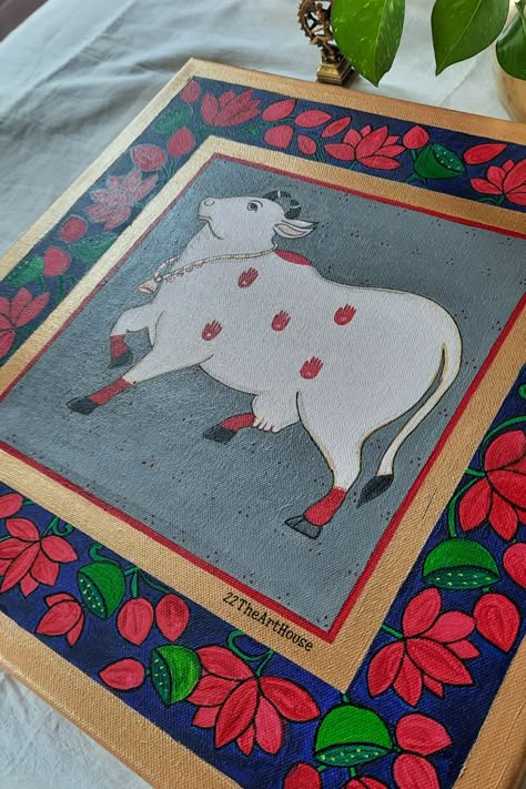 Pichwai Painting On Canvas, Pichwai Paintings Canvas, Square Canvas Acrylic Painting, Madhubani On Canvas, Indian Doodle, Cow Paintings On Canvas, Pichwai Art, Pichwai Painting, Buddhist Art Drawing