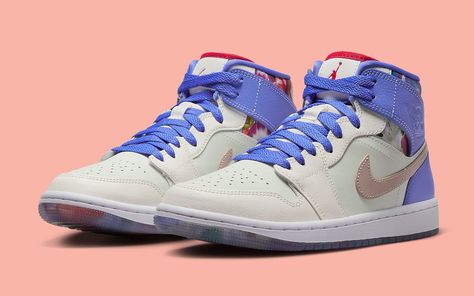 Sneaker Pimps, Air Jordan Mid, Jordan Mid, Wmns Air Jordan 1, Jordan Style, Retro Basketball Shoes, Air Jordan 1 Mid Se, Cool Sneakers, Marina Blue