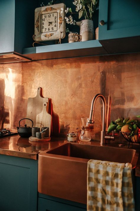 Copper And Green Kitchen, Avion Trailer, Airbnb Cottage, Bungalow Kitchen, Copper Faucet, Master Kitchen, Eclectic Kitchen, Copper Kitchen, Light House