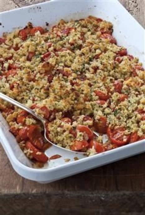 Ina Garten's tomato gratin Tomato Gratin Recipe, Grape Tomato Recipes, Tomato Gratin, Barefoot Contessa Recipes, Cherry Tomato Recipes, Tomato Dishes, Barefoot Contessa, Cherry Tomato, Veggie Side Dishes