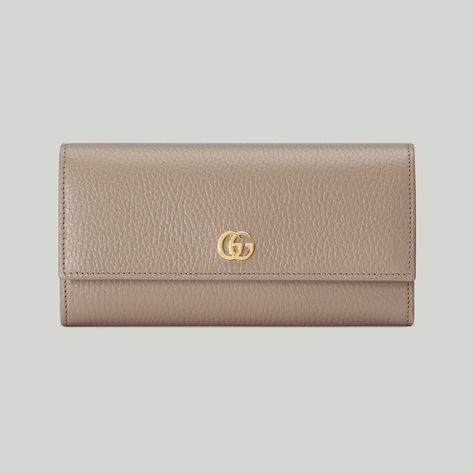 Shop the GG Marmont continental wallet in neutral at GUCCI.COM. Enjoy Free Shipping and Complimentary Gift Wrapping. Yellow Interior, Italy Print, Gucci Tote, Gucci Gg Marmont, Gg Marmont, Yellow Leather, Wallet Fashion, Small Accessories, Long Wallet