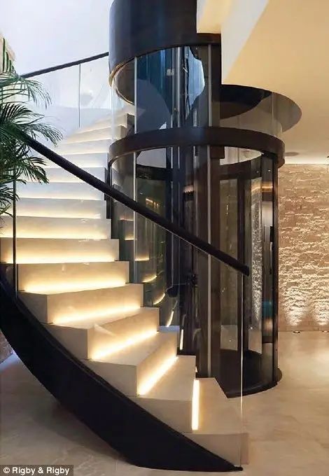 47 Amazing Staircases You'll Want to Climb ... Luxury Staircase, House Lift, Modern Contemporary Kitchen, Elevator Design, Glass Elevator, Escalier Design, Stair Lighting, Home Stairs Design, Modern Staircase