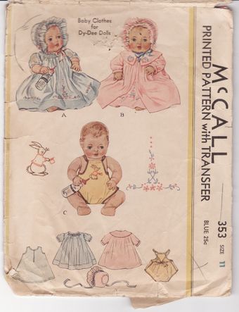 Vintage Baby Sewing Patterns, Vintage Newborn Clothes, Vintage Baby Clothes Patterns, Handmade Baby Clothes Patterns, Vintage Baby Pictures, Layette Pattern, Baby Born Kleidung, Old Baby Clothes, Baby Doll Clothes Patterns