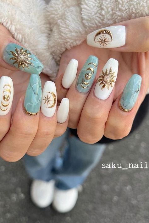 Get inspired by the bohemian vibes of summer with these hobo-inspired nails featuring a bold sun and moon design. Perfect for any summer occasion! #SummerNails #BohoInspiration #SunandMoon Sun Nails, Boho Nails, Unghie Nail Art, Witchy Nails, Hippie Nails, Moon Nails, Colorful Nails, Her Nails, Nail Arts