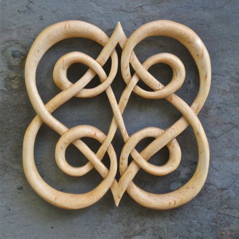 The Viking Heart Knot Viking Designs Pattern, Celtic Heart Knot Tattoo, Welsh Spoons, Crosses Tattoo, Tattoo Celtic, Celtic Heart Knot, Couples Tattoo, Lovers Knot, Tattoo Heart