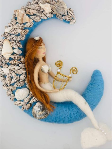 Needle Felting Projects, Felting Projects, Felt Crafts, Needle Felting, Balloons, Mermaid, Arts And Crafts, Felt, Dolls