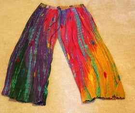 Bohemian Pants: 4 Steps Pants Upcycle, Hippy Skirts, Boho On A Budget, Diy Bohemian, Bohemian Diy, Hippie Mom, Bohemian Crafts, Bohemian Mama, Diy Pants