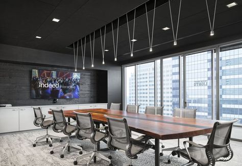 Indeed Downtown Office by STG Design, Austin – Texas » Retail Design Blog Contemporary Office Lighting, Downtown Office, Conference Room Design, Contemporary Office Design, Meeting Room Design, Office Design Inspiration, Office Interior Design Modern, Office Meeting Room, Corporate Office Design