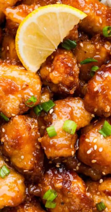 Chinese lemon chicken Chinese Lemon Chicken Recipe, Easy Chinese Chicken Recipes, Chinese Food Delivery, Chinese Lemon Chicken, Chinese Chicken Recipes, Walnut Shrimp, Zesty Sauce, The Recipe Critic, Sticky Chicken