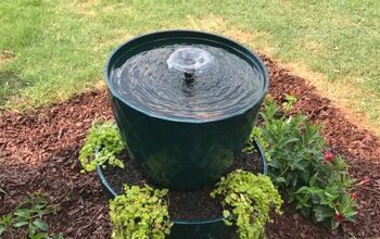 Planter Fountain, Creeping Jenny Plant, Diy Solar Fountain, Garden Planter Ideas, Small Yellow Flowers, Solar Water Fountain, Diy Garden Fountains, Diy Fountain, Solar Fountain