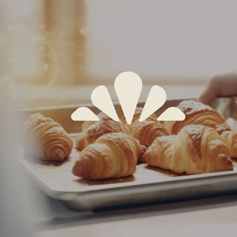 Croissaint Branding - Represent Fresh, home-baked croissants offer an unforgettable experience, perfected with the finest ingredients New brief by @modernbrief #modernbriefcroissaint Croissant Logo Design, Croissant Logo, Baking Logo Design, Baking Logo, Bakery Branding, Bakery Logo, Coffee Shop Design, Logo Designer, Retro Logo