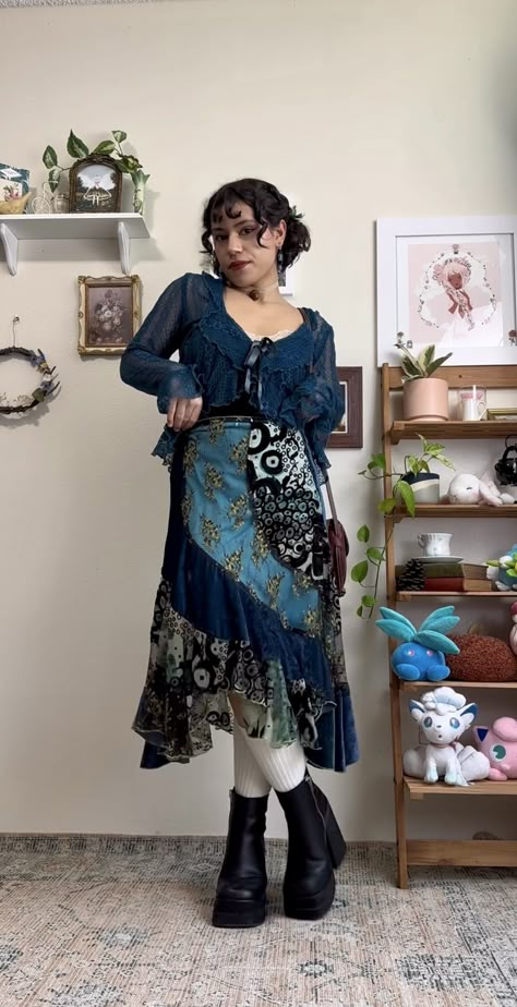 Outfits With Aprons, Plus Whimsigoth, Plus Size Whimsigoth Fashion, Colorful Witchy Outfits, 90s Whimsical Goth Fashion, Watercore Outfits, Blue Whimsigoth Outfit, Whimsicraft Aesthetic Outfits, Siren Core Aesthetic Outfits