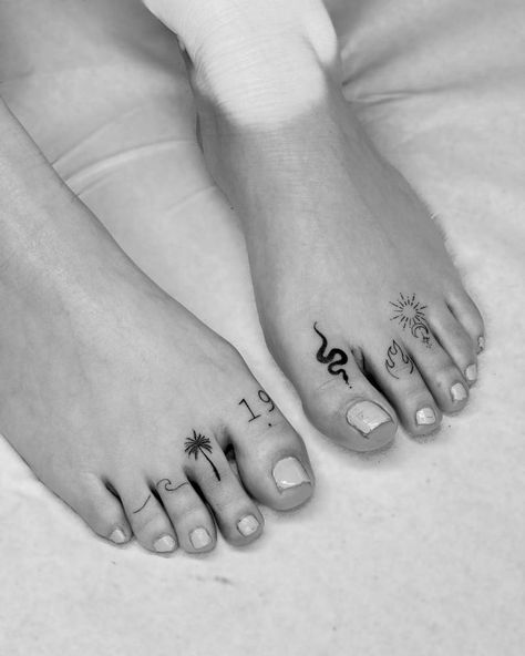 Toe Tattoos For Women, Toe Tattoo, Tattoos Zodiac, Tattoos Angel, Tattoos Cross, Tattoos Heart, Ornamental Tattoos, Grace Tattoos, Toe Tattoos