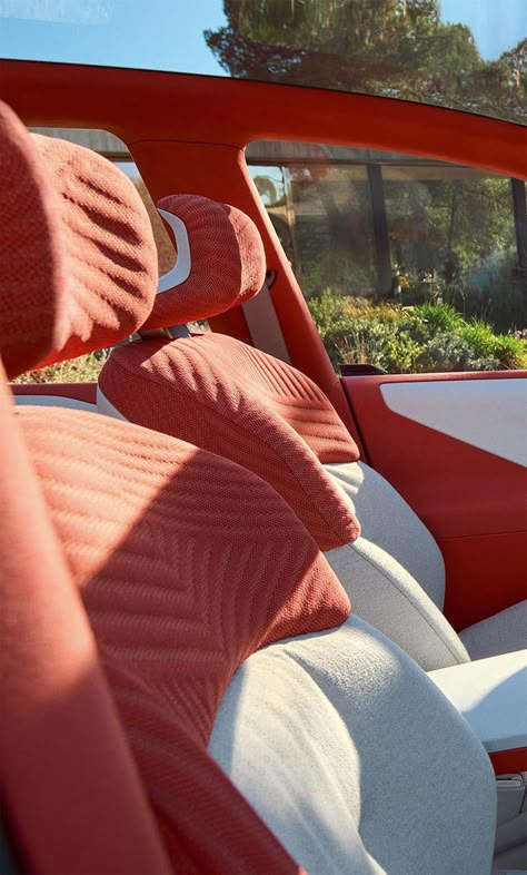 Car Upholstery Design, E46 Touring, Upholstery Design, Cmf Design, Industrial Design Trends, Swiss Design, Design Theme, Car Upholstery, Learning Platform