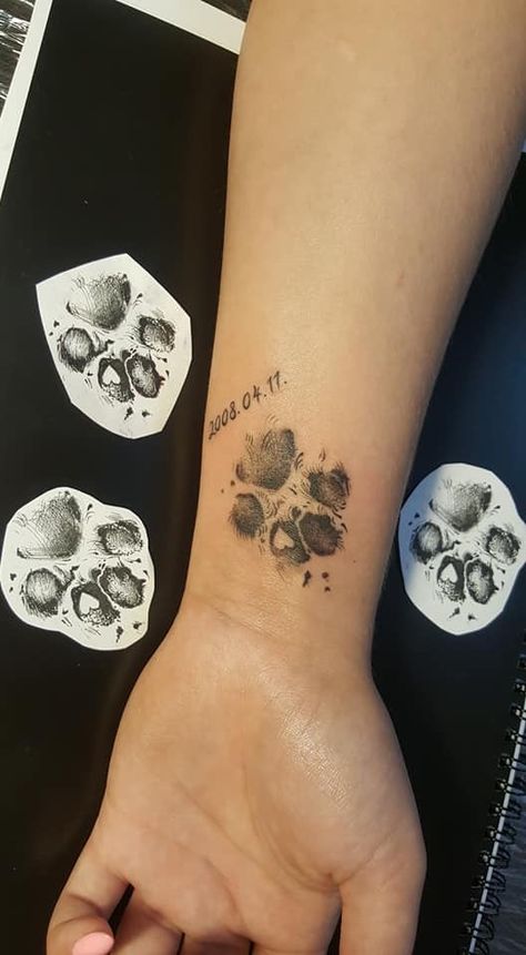 Pet Paw Print Tattoo Ideas, Tattoos To Get When Your Dog Dies, Tattoo Paws Dog, Pet Tattoo Sleeve, Pet Related Tattoos, Pet Dog Tattoo Ideas, Dog Paw Print Tattoos, Tattoos For Lost Dogs, Pet Memorial Tattoo Dogs Paw Prints