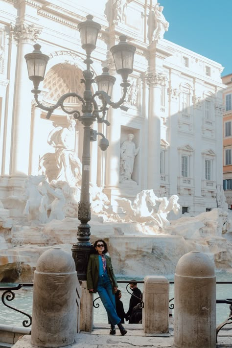 Vatican Picture Ideas, Rome Travel Aesthetic, Pictures In Rome, Rome Picture Ideas, Rome Photo Inspiration, Roma Photo Ideas, Italy Instagram Pictures, Rome Cafe, Outfits Rome