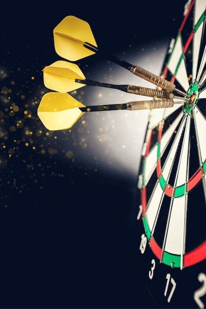 Dart Board Photography, Playing Darts Aesthetic, Dart Board Aesthetic, Darts Wallpaper, Game Over Aesthetic, Darts Aesthetic, Board Games Aesthetic, Target Games, Target Aesthetic