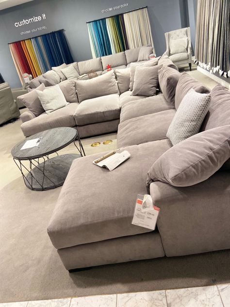 Big Couch Living Room Ideas, Oversized Couch Living Room, Southern House Interior, Big Sectional Couch, Big Couches Living Room, Comfy Couches Living Room, Love Sac Sectional, Comfy Sofa Living Rooms, Couch Aesthetic