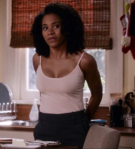 Maggie Pierce Maggie Greene Icons, Maggie Pierce Greys Anatomy, Maggie Mcgivern, Maggie Rogers Poster, Maggie Pierce, Kelly Mccreary, Maggie Rogers Thats Where I Am, Greys Anatomy, Zombie