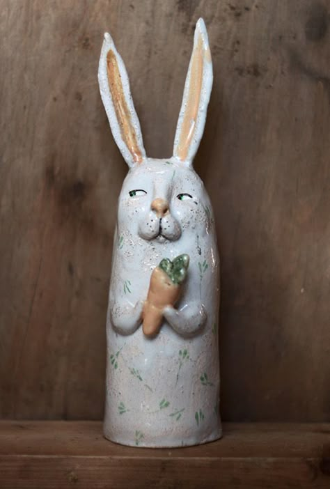 Ceramic Easter Bunnies, Rabbit Easter, Easter Pottery Ceramics, Pottery Rabbit, Pottery Bunny, Rabbit Pottery, Ceramic Rabbits Pottery, Ceramic Easter Ideas, Pottery Easter Ideas