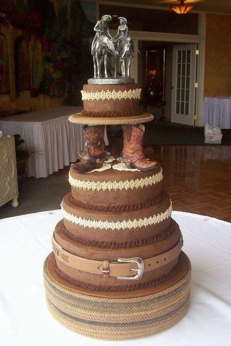 Cowboy Wedding Cakes, Western Wedding Cakes, Cowboy Cakes, Country Western Wedding, Dessert Oreo, Round Wedding Cakes, Cake Style, Country Wedding Cakes, White Fruit