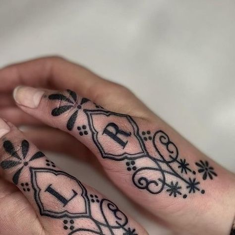 Tattoo Snob on Instagram: "Never Forget. Left &
Right hand tattoos by @susannmarleen, who splits time between @sticksandstonesberlin in Berlin, Germany and @_zztattoo in Bremen, Germany" Right And Left Tattoo Hand, Left Right Hand Tattoo, Left And Right Tattoos Hand, Left And Right Hand Tattoo, Left And Right Tattoos, Tattoo Goddesses, Berlin Tattoo, Bremen Germany, Small Hand Tattoos