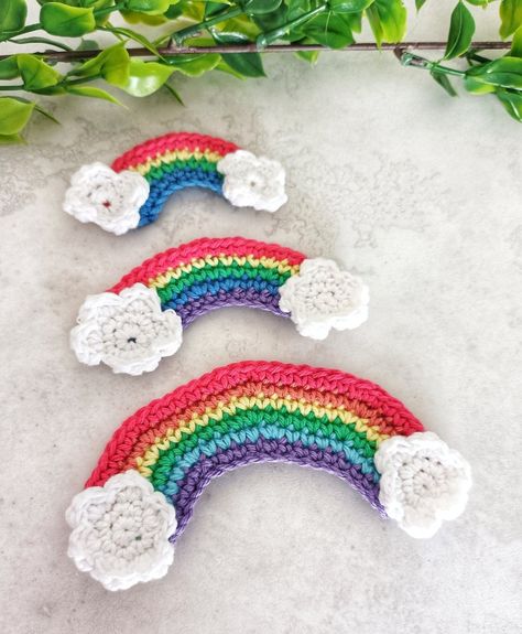 Free crochet headband and applique patterns — Baby Crochet Designs Applique Patterns Free, Free Crochet Headband, Flat Crochet, Free Crochet Patterns For Baby, Rainbow Applique, Crochet Patterns For Baby, Cardigan Ideas, Strawberry Heart, Crochet Applique Patterns Free