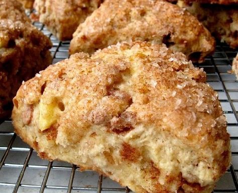 Easy Family Recipes | Apple cinnamon scones are perfect for breakfast or as a delicious snack with a cup of tea or coffee | Facebook Breakfast Deserts, Apple Cinnamon Scones Recipe, Buttermilk Scone, Apple Cinnamon Scones, Cinnamon Scones Recipe, Breakfast Scones, Apple Scones, Baking Scones, Fall Deserts