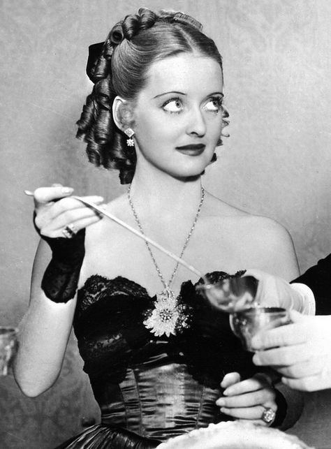 Adrienne Ames, Orry Kelly, Bette Davis Eyes, Hollywood Divas, Betty Davis, Old Hollywood Actresses, Old Hollywood Stars, Bette Davis, Hollywood Icons