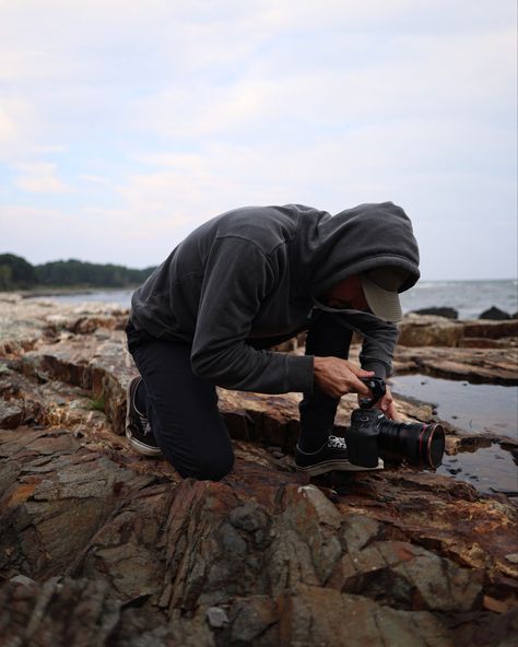 Videographer Headshots, Videographer Aesthetic, Man With Camera, Videography Aesthetic, Video Filming, Manifesting Life, Camera Crew, Photographer Aesthetic, Film Life