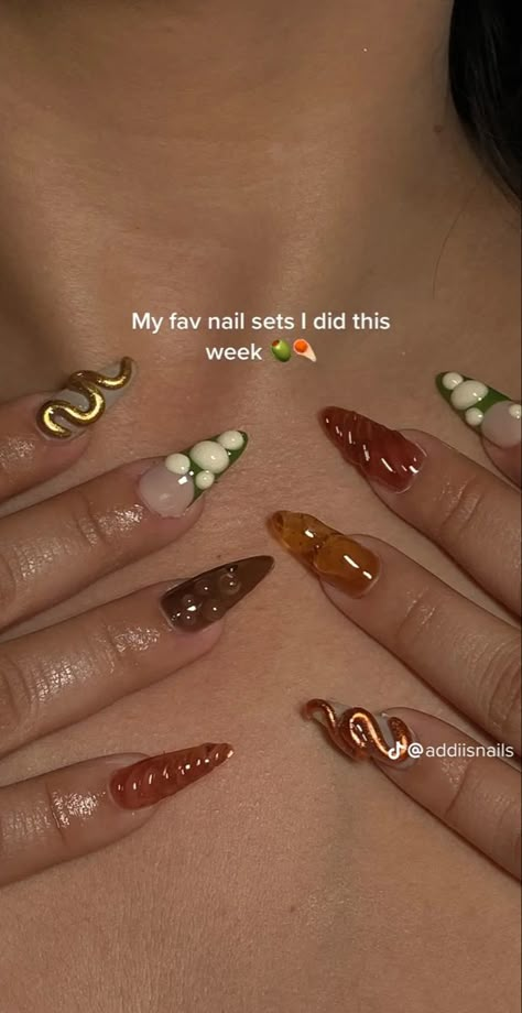 Hair Skin Nails, Holiday Market, Nail Paint, Dope Nails, Hair Skin, How To Do Nails, Simple Nails, Stylish Nails, Makeup Nails