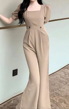 Loose Playsuit, Trendy Outfits Indian, Fashion Fails, Fashion Top Outfits, Fashion Drawing Dresses, Cute Dress Outfits, Trendy Dress Outfits, Everyday Fashion Outfits, Korean Fashion Dress