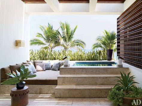 We round up award-worthy celebrity homes to get you through until next year’s awards season Mexican Villa, Kleiner Pool Design, Terrasse Design, Piscina Interior, Small Pool Design, Jacuzzi Outdoor, Celebrity Homes, Outdoor Spa, Small Pool