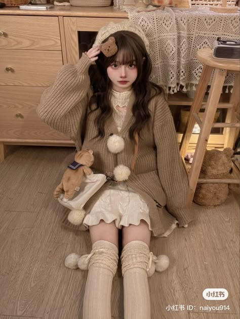 Kawaii Bear Outfit, Rilakkuma Outfit, Cute Korean Outfits, Kawaii Outfits, Teddy Bear Clothes, Bear Outfits, Jazz Band, Kawaii Fashion Outfits, Poses References