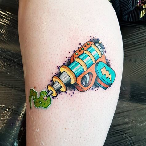 Jamie Hawkes on Instagram: “Got to do my little ray gun design today :) Sponsored by @teamjungle @jungle_ts  Used @radiantcolorsink @sabretattoosupplies…” Nautilus Tattoo, Funky Tattoos, Under My Skin, Tattoos Gallery, Tattoo Inspo, Nautilus, Color Tattoo, Drawing Inspiration, Skull Tattoo