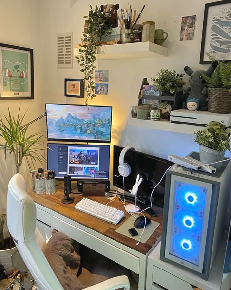 girls natural warm gaming set up pokemon animal crossing core Animal Crossing Pc Setup, Pokemon Pc Setup, Natural Gaming Setup, Comfy Gaming Setup, Stream Set Up, Gaming Set Up Girl, Pokemon Gaming Setup, Aesthetic Set Up, Pc Set Up Ideas