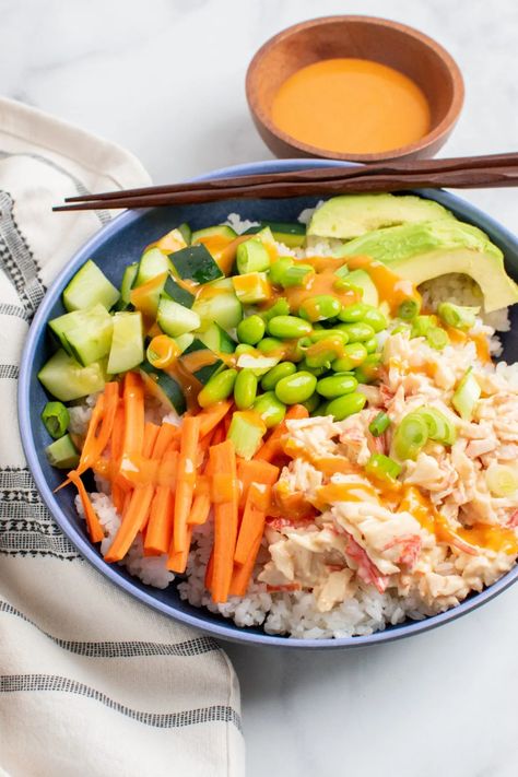 Sushi Bowl Videos, Crab Poke Bowl Recipe, Surimi Bowl, Crab Salad For Sushi, Crab Poke Bowl, Surimi Sushi, Poke Bowl Receta, Crab Bowl, Lunch Stuff