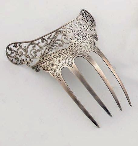 Silver, U.K. 1850 Were going to take a break from talking about specific designers here on Hair Comb History Highlights and today focus ... Edwardian Hairstyles, Antique Hair Combs, Silver Hair Comb, Vintage Hair Combs, Vintage Hair Accessories, Hair Adornments, Flower Hair Comb, Accessories Silver, Easy Hair